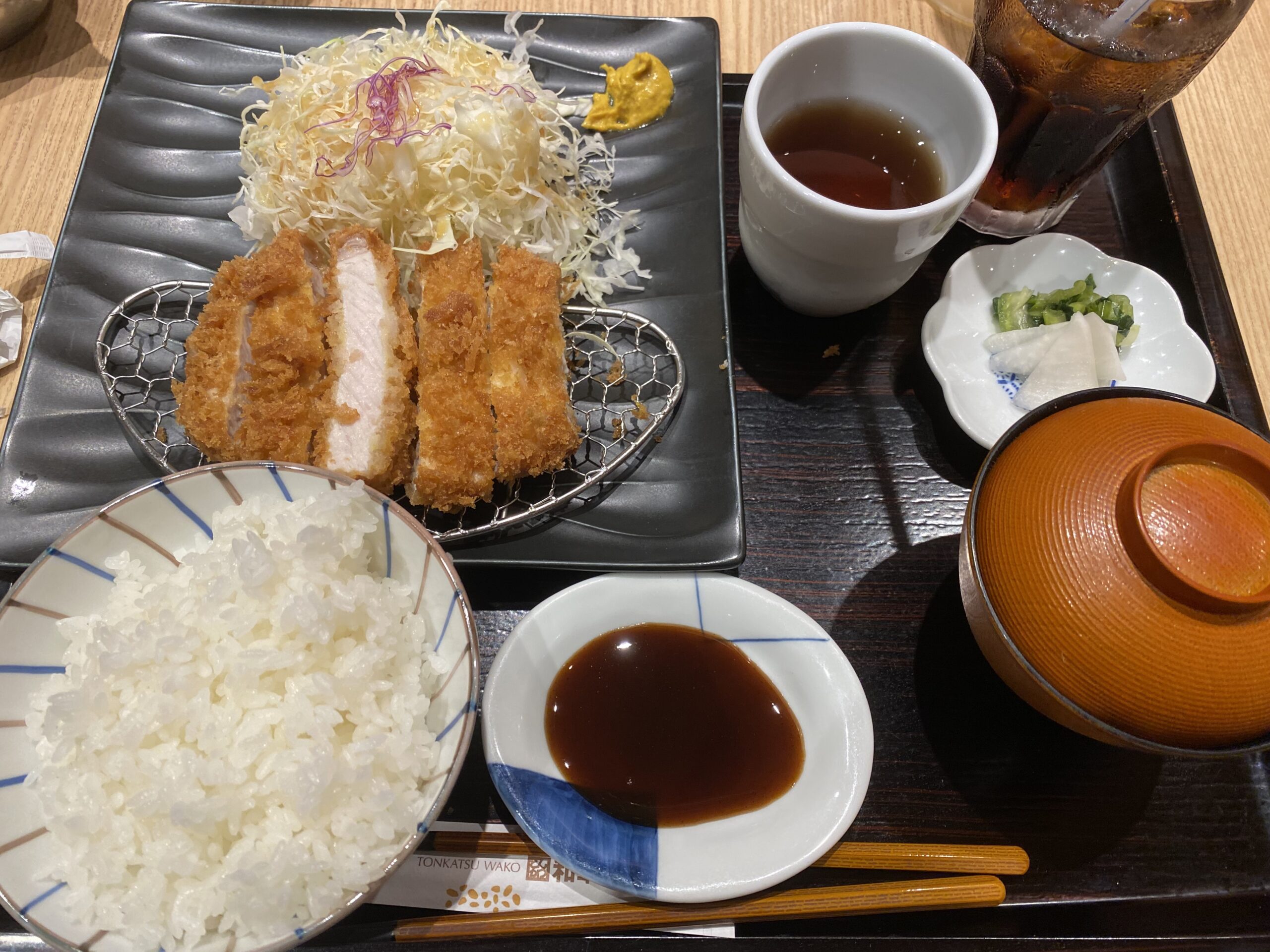 1D6AE03B-46E1-4271-A1A5-5972E9FF6EB8_1_201_a