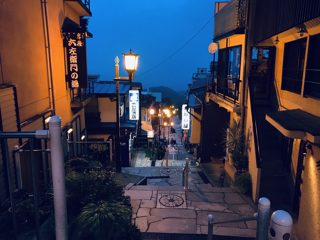 29D93144-6454-4A02-B601-A0081EA4DF93_1_105_c