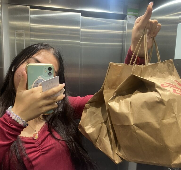 662918C1-5801-4EE2-A484-8E6A57E46646_1_105_c