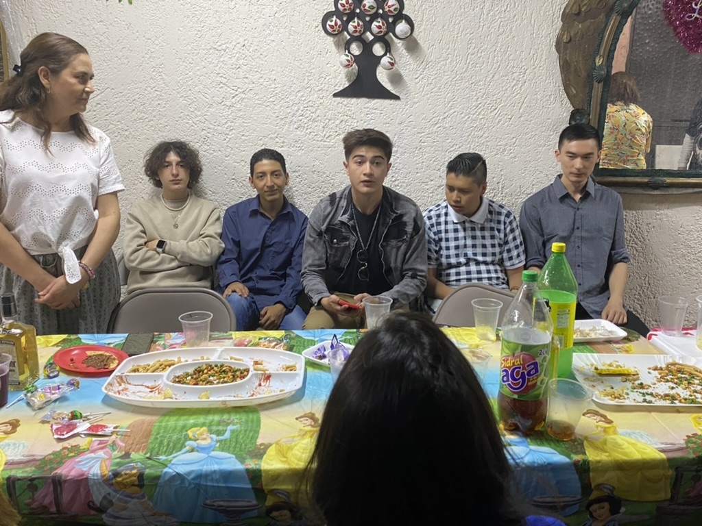 AC3A38BF-1A6D-4F35-A03A-3F8DAA249F6F_1_105_c